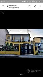 Villetta lungomare con terrazza vista mare