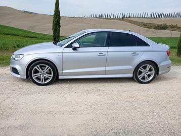 AUDI A3 SEDAN 35 2.0 TDI STRONIC S-LINE COME NUOVA