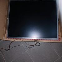 monitor e casse per videogame. 