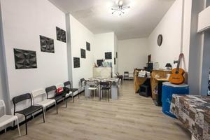 NEGOZIO A GALBIATE