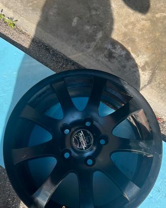 Cerchi in lega neri arcasting