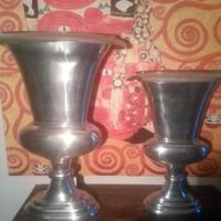 Vasi in metallo indiani