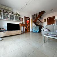 Appartamento con terrazza panoramica e ampio box