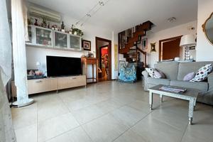 Appartamento con terrazza panoramica e ampio box