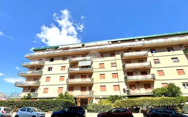 4 LOCALI A PALERMO