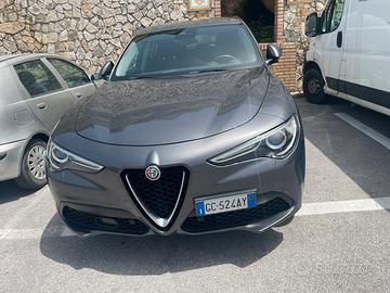 Stelvio 190 cavalli 4D