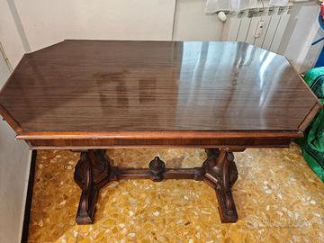 Tavolo in vero legno