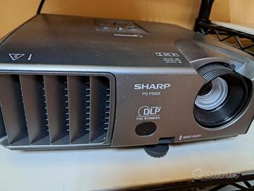 proiettore  sharp con telo 140x140 xm