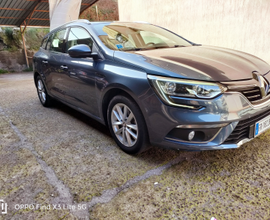 Renault Megane 1.5 dci edc 110 cv