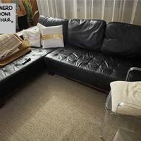 Divano in pelle nera