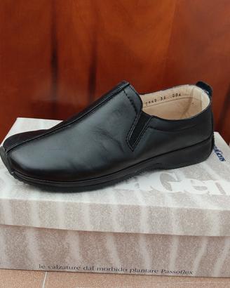 Scarpe da donna per signora nere in vera pelle