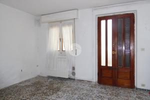 CASA SEMINDIPENDENTE A MONTÙ BECCARIA