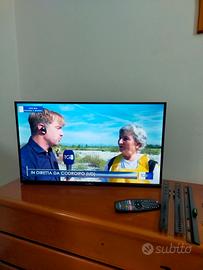 Smart TV 32" Smart Tech HD Android TV