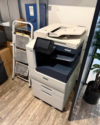 Stampante XEROX VersaLink C7025 usata