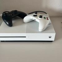 XBOX ONE S + 1 JOYSTICK