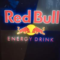 INSEGNA RED BULL