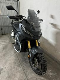 Xadv 750