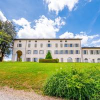 Trilocale in complesso signorile