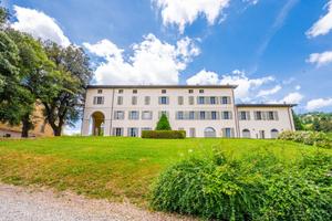 Trilocale in complesso signorile