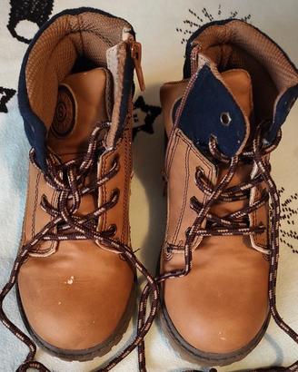 Scarponcino stivaletto STEP con stringhe+cerniera
