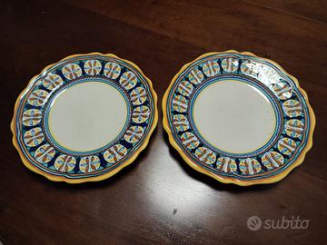 Piatti dipinti a mano