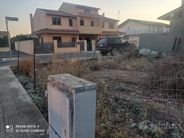Terreno edificabile a Uta in via Pertini ang