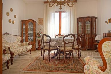 San Sperate spaziosa casa indipendente con cortile