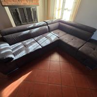 Divano angolare moderno