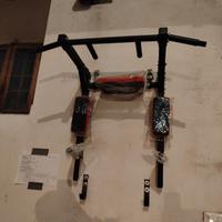 barra per trazioni per vari esercizi 