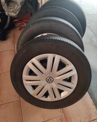 cerchi ferro pneumatici estivi 14" copricerchione 