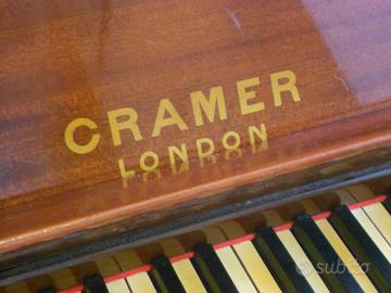 pianoforte CRAMER verticale