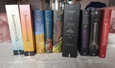 Lotto Shadowhunters  di Cassandra Clare