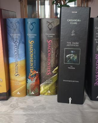 Lotto Shadowhunters  di Cassandra Clare