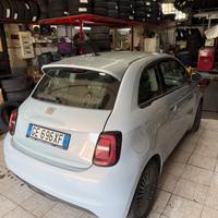 Fiat 500 500e Berlina 42 kWh Icon