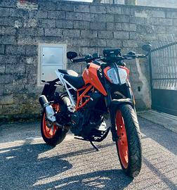 KTM Duke 390