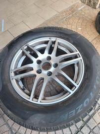 Cerchi in lega originale Volkswagen  con pneumatic