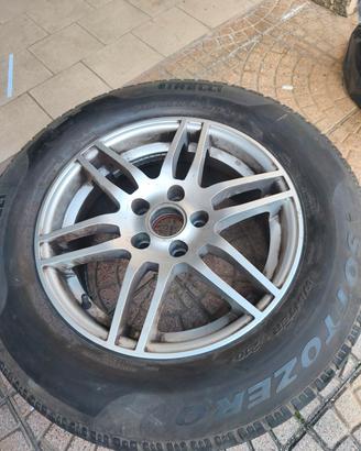 Cerchi in lega originale Volkswagen  con pneumatic