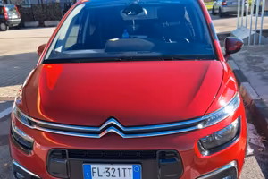 CITROEN C 4 PICASSO BLUEHDI 120 SHINE EAT 1600 