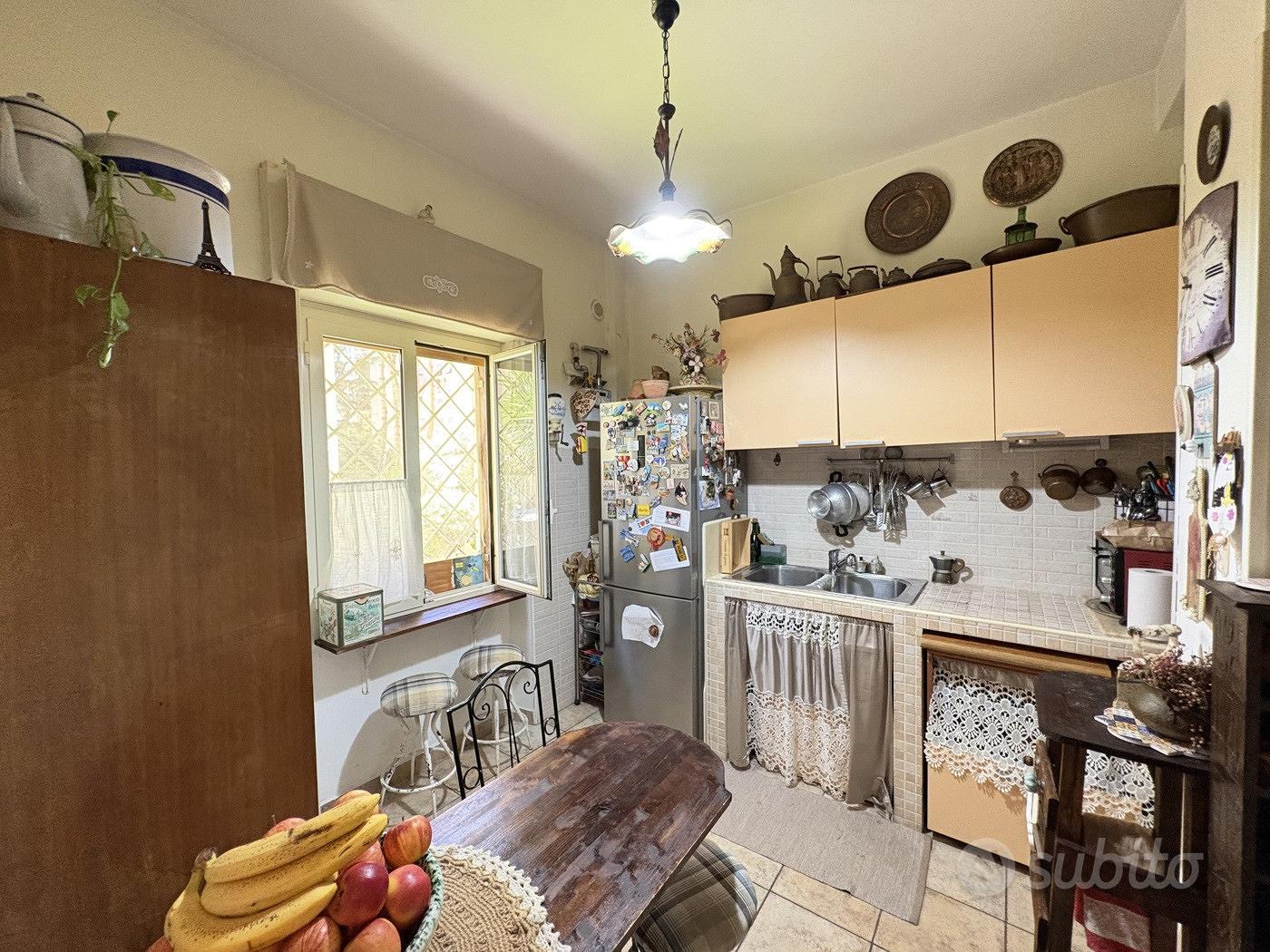 Apartment in Roma, Poggio Ameno, Ardeatino - Altro