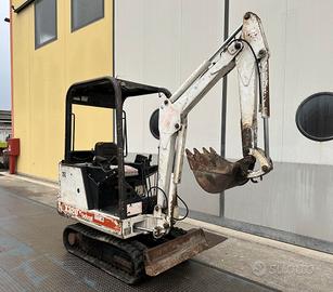 Miniescavatore Bobcat X320 cingolato da 16 ql