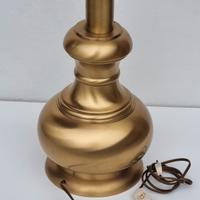 Lampada da tavolo vintage in ottone anni ’70