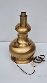 Lampada da tavolo vintage in ottone anni ’70