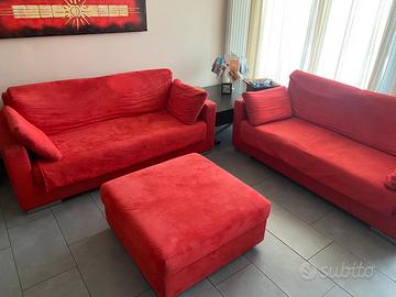 Divani 3+3 con pouf