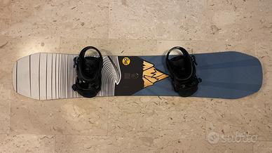 Snowboard 151 + attacchi