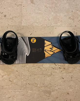 Snowboard 151 + attacchi