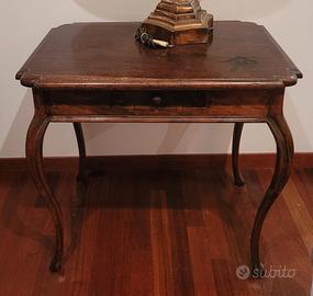 tavolino antiquariato 