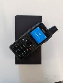 Radio  PoC LTE Hytera PNC 380D con accessori