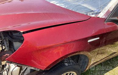 PARAFANGO ANTERIORE SINISTRO ALFA ROMEO Giulietta