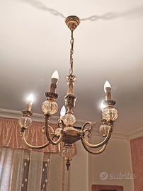 lampadario in stile classico 