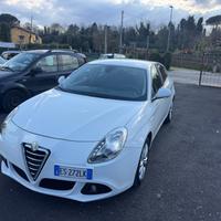 Alfa Romeo Giulietta 1.6 JTDm-2 105 CV Exclusive N